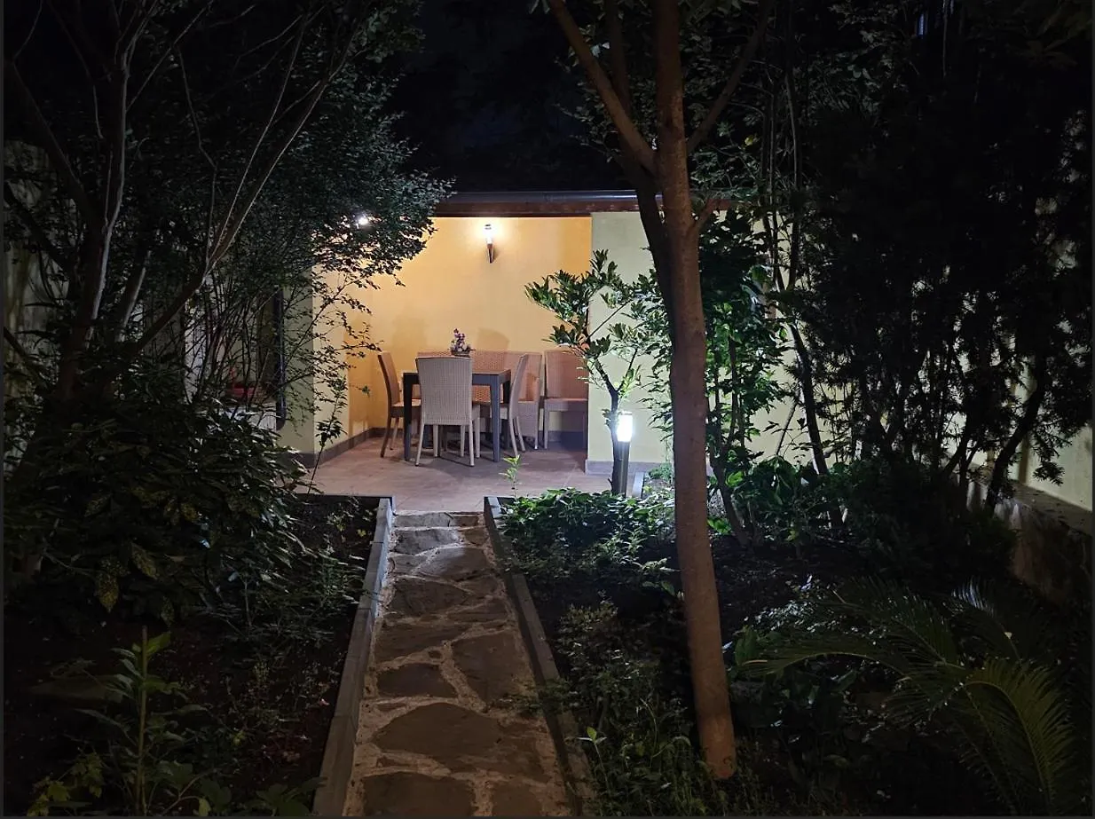 Cozy Place - В Центъра, Само На 5 Минути Пеша От Плажа Burgas 0*,  Bulgaria