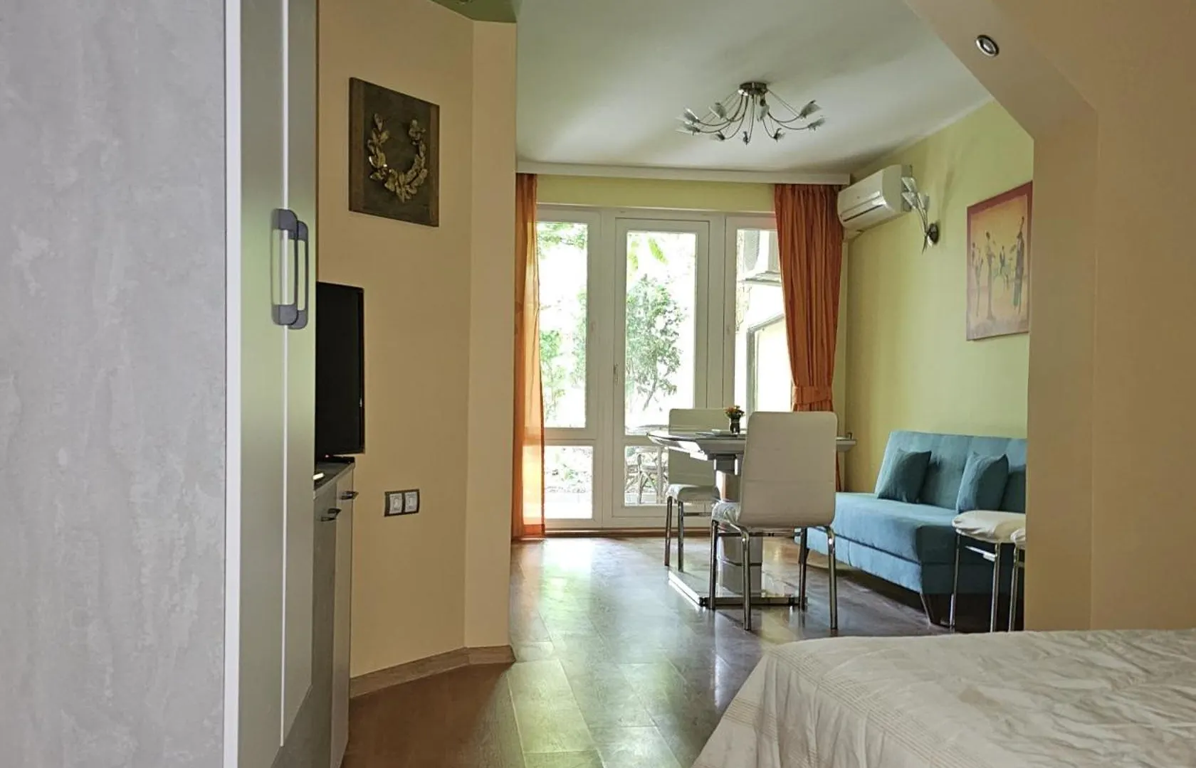 Apartment Cozy Place - В Центъра, Само На 5 Минути Пеша От Плажа Burgas