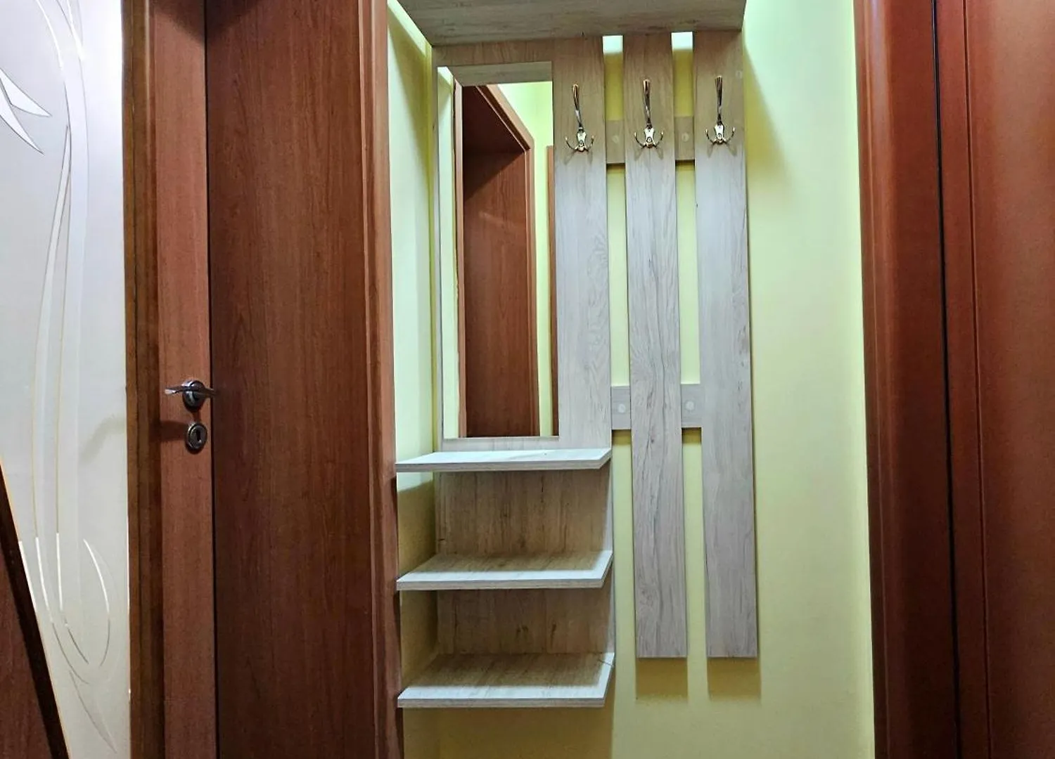 Cozy Place - В Центъра, Само На 5 Минути Пеша От Плажа Burgas Apartment