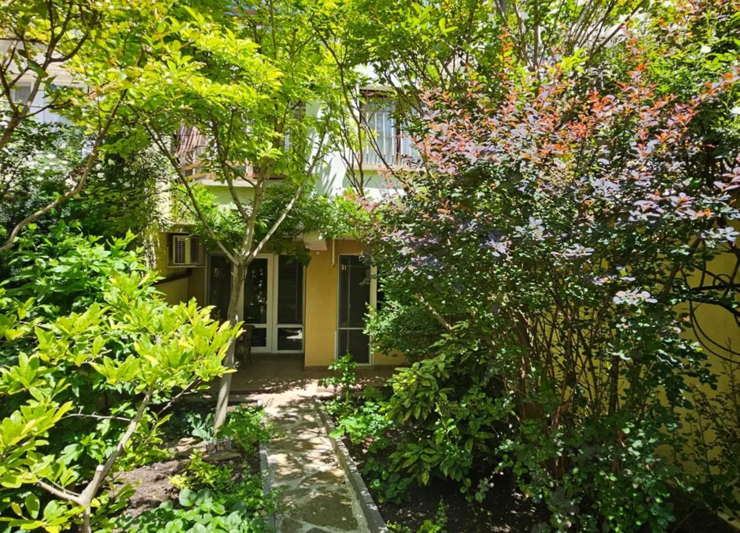 Cozy Place - В Центъра, Само На 5 Минути Пеша От Плажа Burgas Apartment
